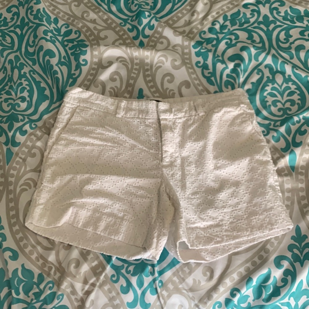 Banana Republic shorts - size 4P - color white
